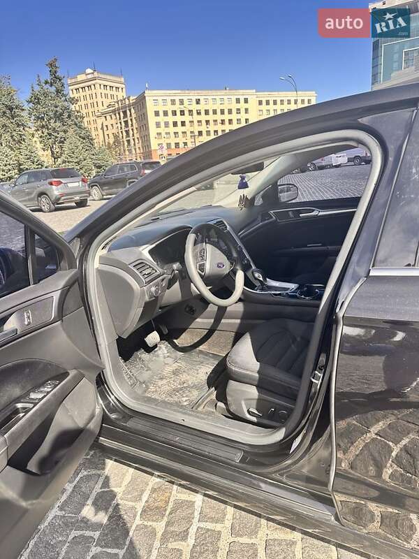 Седан Ford Fusion 2013 в Харкові