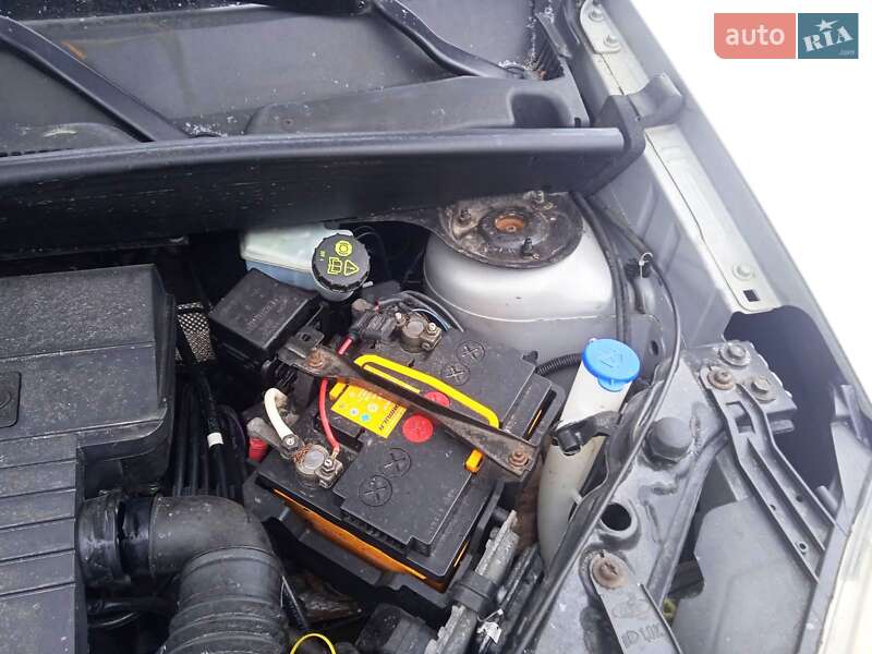 Хетчбек Ford Fusion 2009 в Звягелі