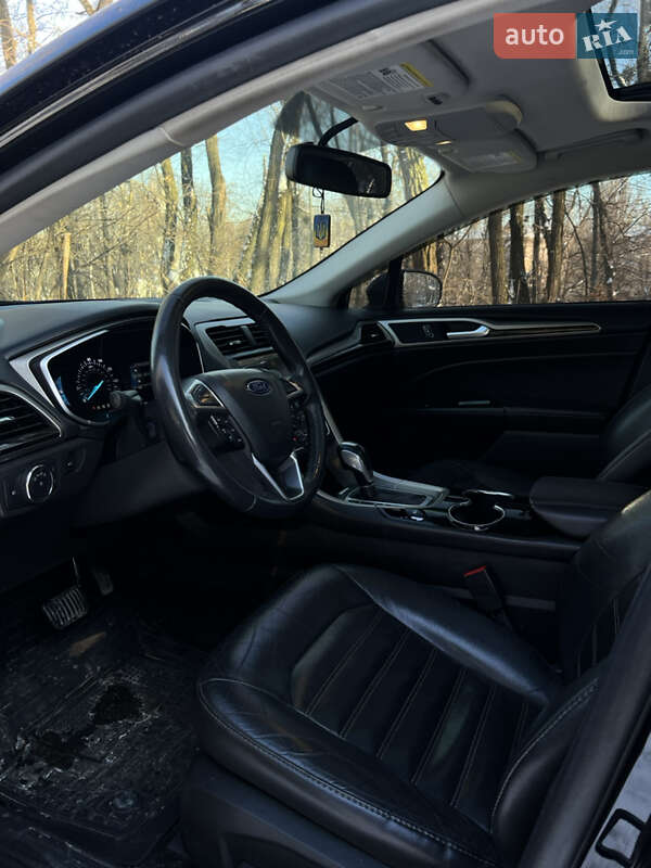 Седан Ford Fusion 2015 в Киеве