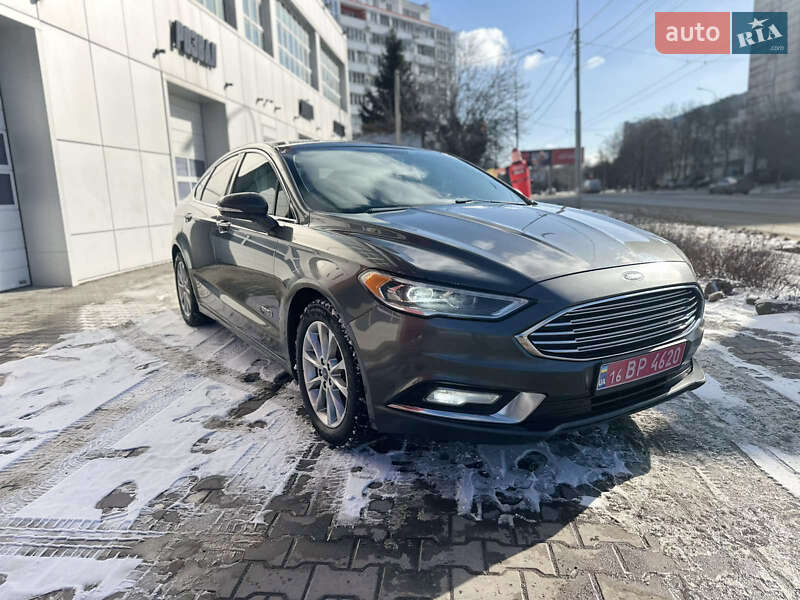 Седан Ford Fusion 2016 в Одесі