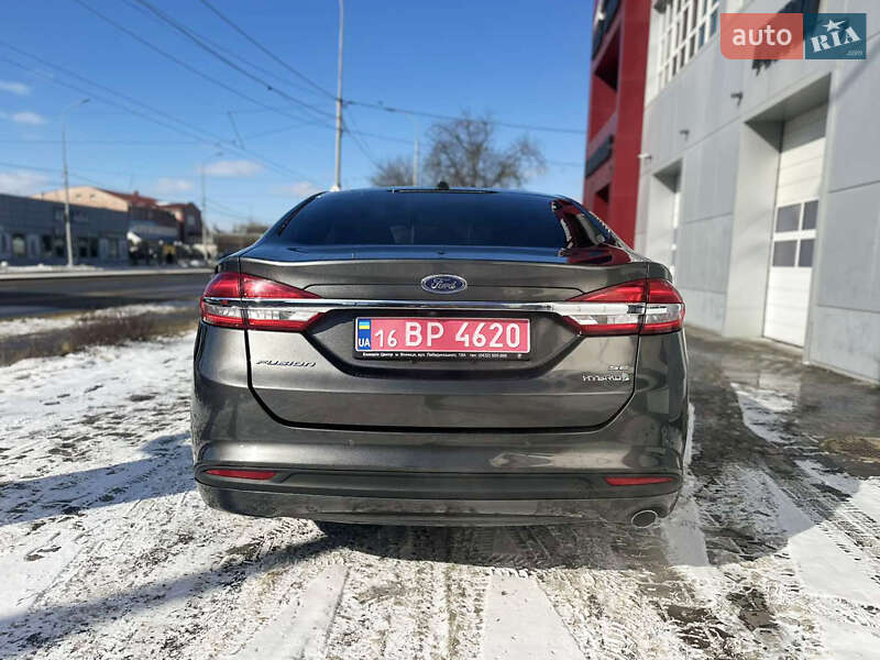 Седан Ford Fusion 2016 в Одесі