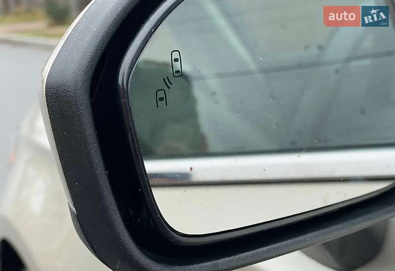 Седан Ford Fusion 2019 в Луцьку