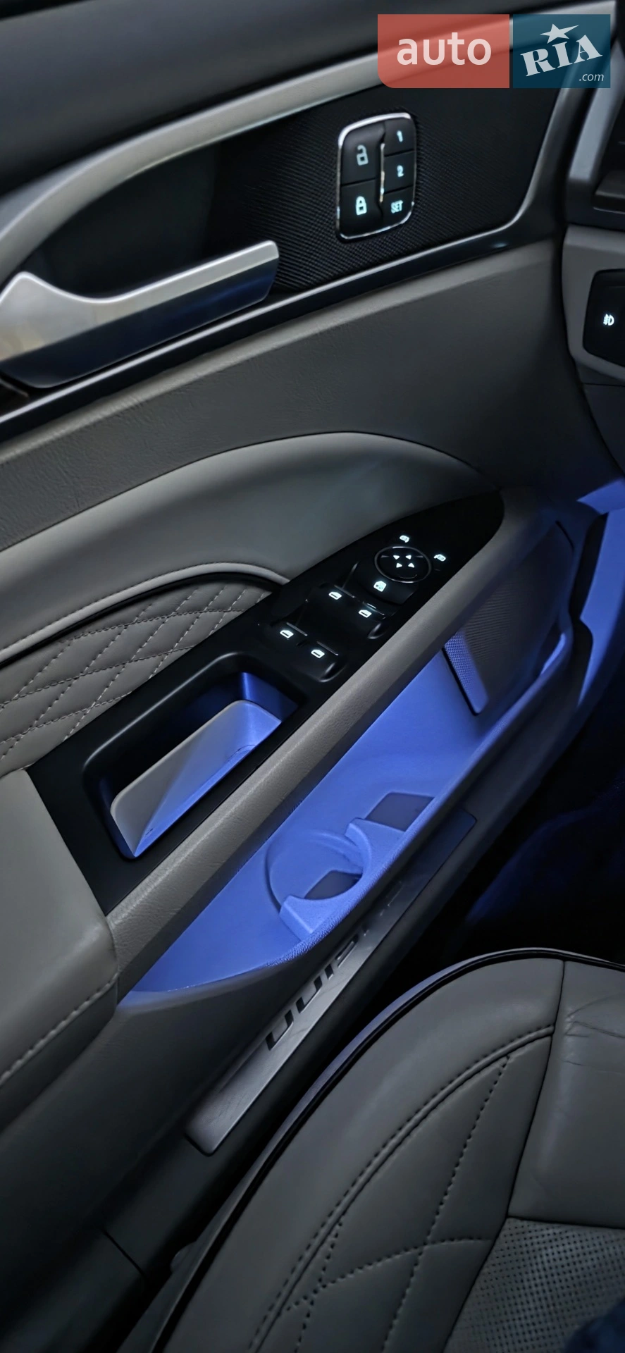 2017 Ford Fusion - мініатюра 26