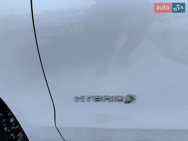 Седан Ford Fusion 2013 в Кременці