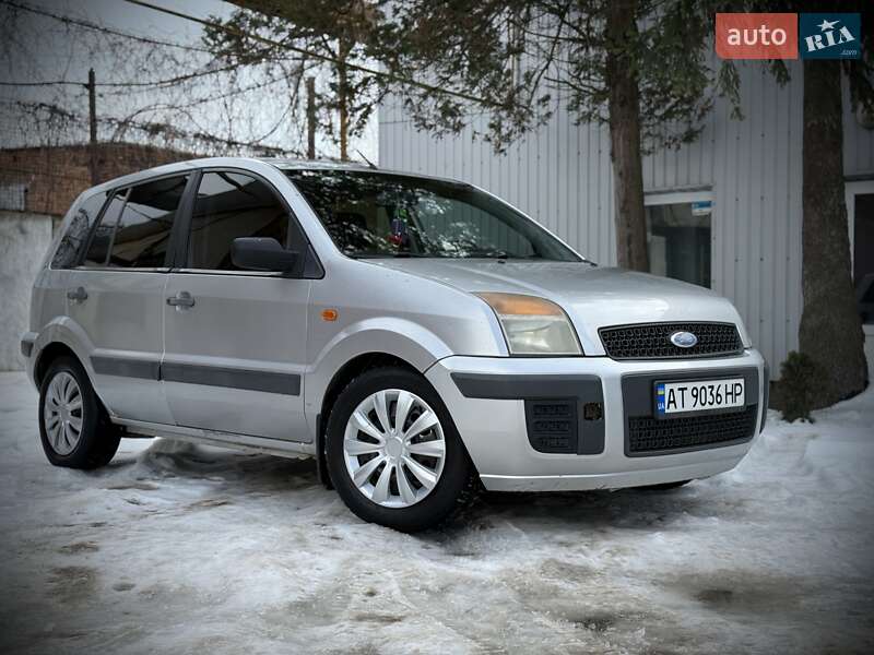 Хэтчбек Ford Fusion 2006 в Ивано-Франковске