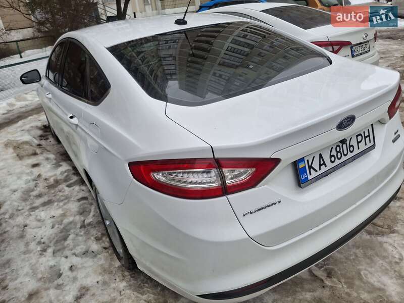 Седан Ford Fusion 2013 в Киеве