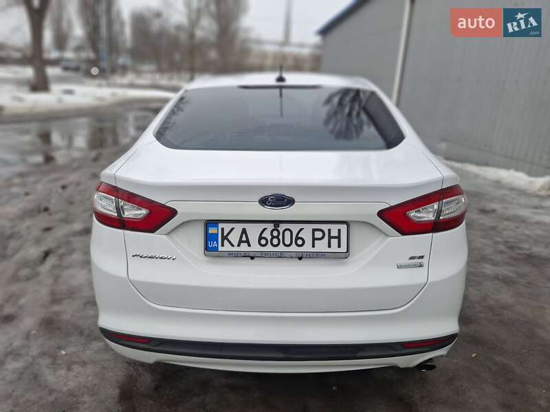 Седан Ford Fusion 2013 в Киеве
