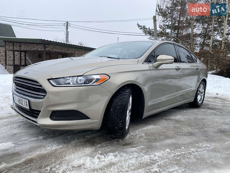 Седан Ford Fusion 2015 в Житомирі