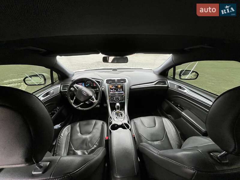 Седан Ford Fusion 2015 в Миколаєві