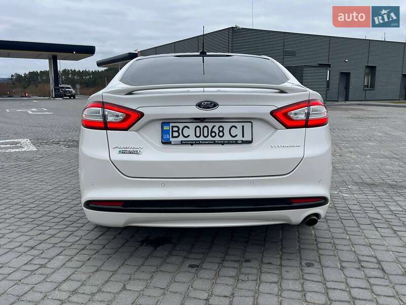 Седан Ford Fusion 2015 в Миколаєві