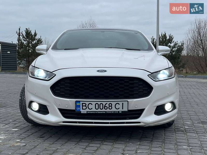 Седан Ford Fusion 2015 в Миколаєві