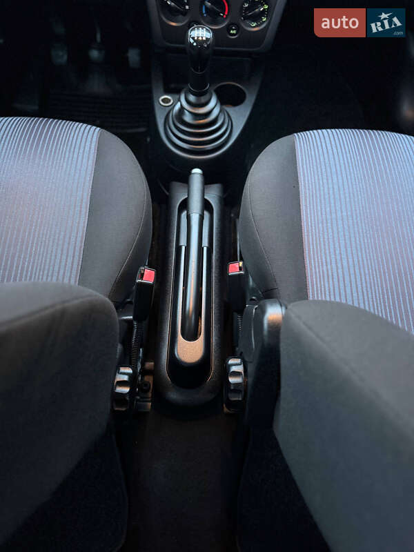 Хэтчбек Ford Fusion 2006 в Киеве фото 20 Хэтчбек Ford Fusion 2006 в Киеве