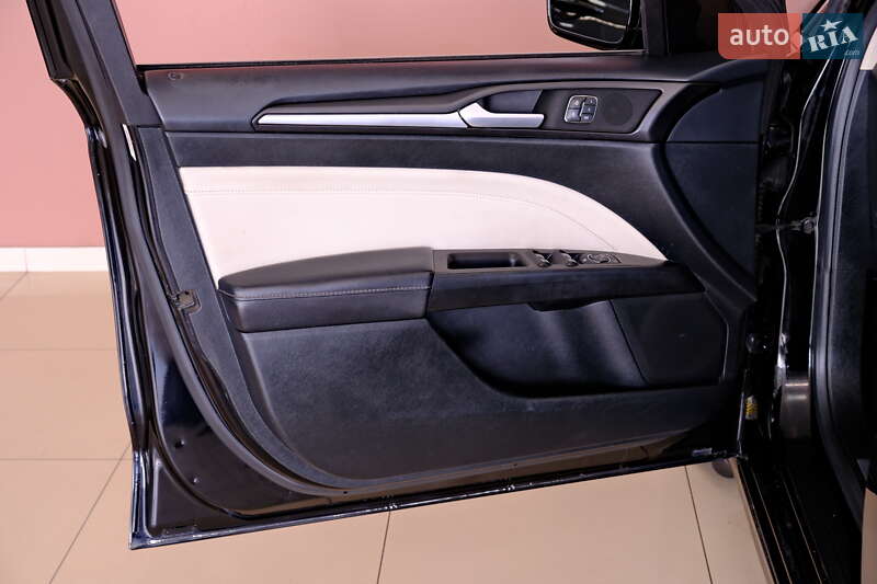 Седан Ford Fusion 2017 в Одессе