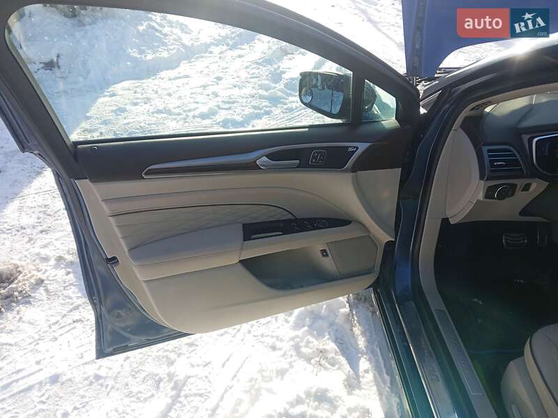 Седан Ford Fusion 2018 в Києві