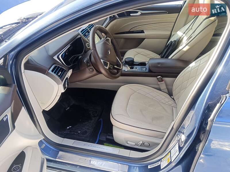 Седан Ford Fusion 2018 в Києві