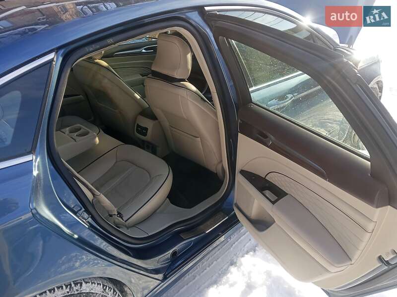 Седан Ford Fusion 2018 в Києві