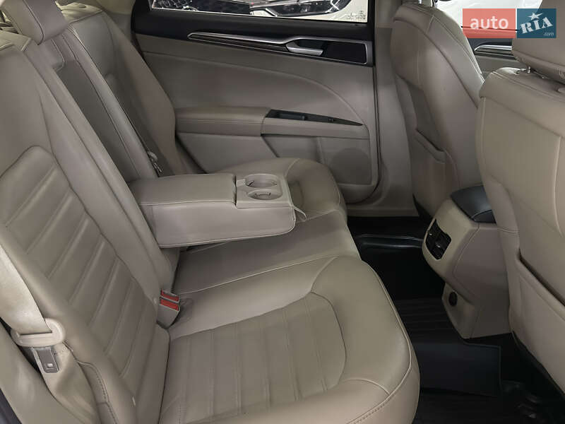 Седан Ford Fusion 2016 в Николаеве фото 29 Седан Ford Fusion 2016 в Николаеве