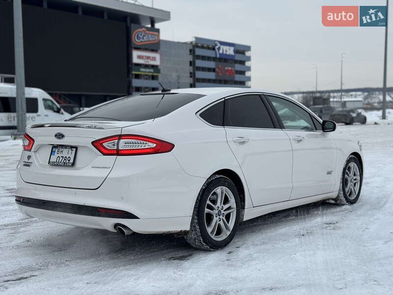 Седан Ford Fusion 2015 в Киеве