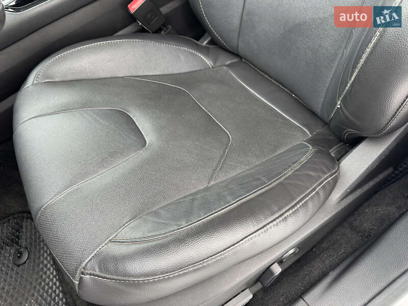 Седан Ford Fusion 2015 в Киеве