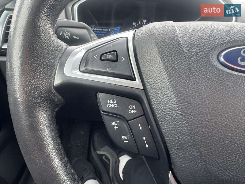 Седан Ford Fusion 2015 в Киеве