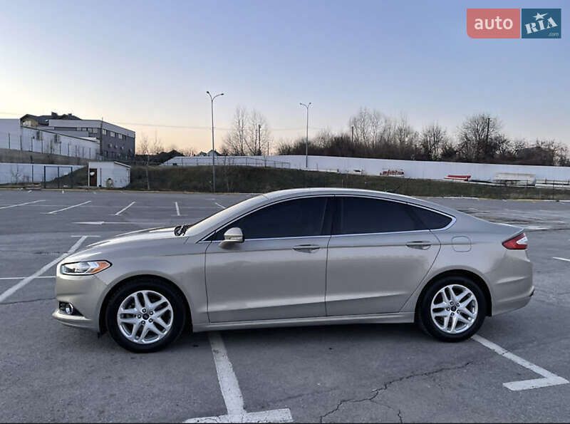 Ford Fusion 2015