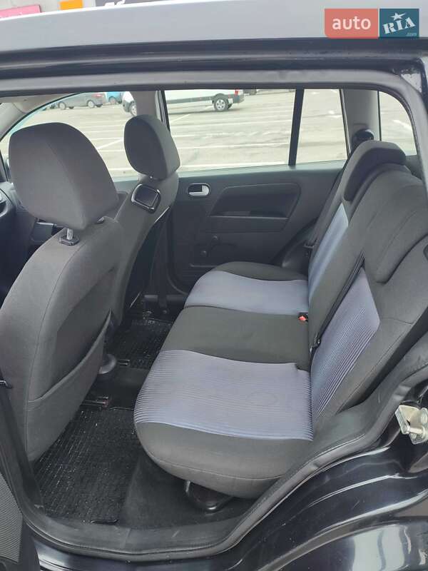 Хэтчбек Ford Fusion 2007 в Полтаве