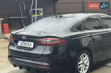 Седан Ford Fusion 2013 в Бурштыне
