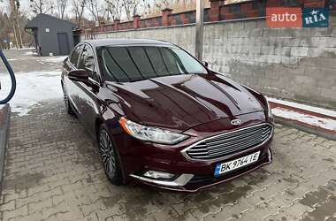 Седан Ford Fusion 2016 в Ровно