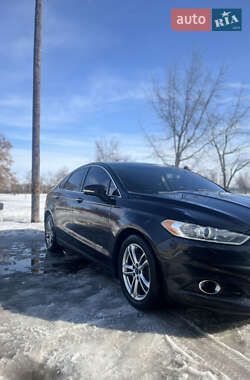 Седан Ford Fusion 2015 в Тыврове