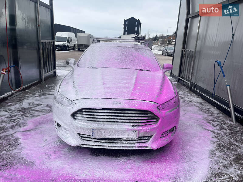 Седан Ford Fusion 2012 в Тернополі