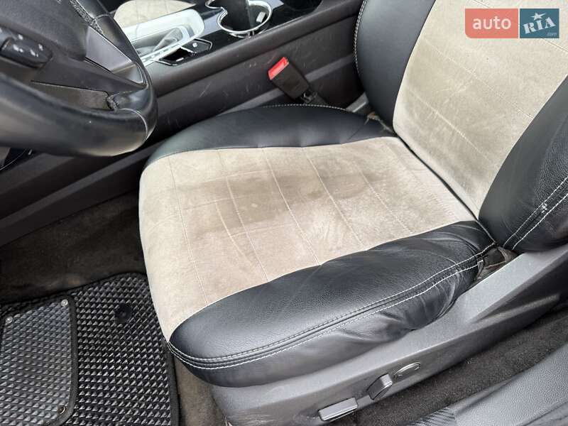 Седан Ford Fusion 2014 в Кропивницькому