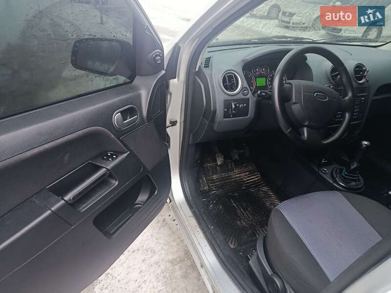 Хетчбек Ford Fusion 2007 в Києві