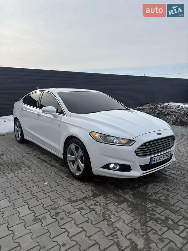 Седан Ford Fusion 2014 в Бородянке