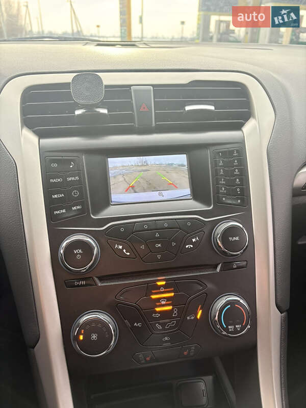 Седан Ford Fusion 2014 в Бородянке