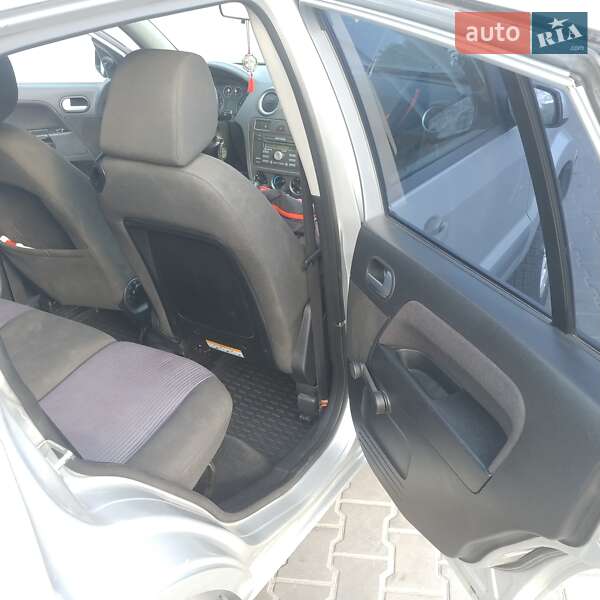 Хэтчбек Ford Fusion 2008 в Каменском фото 8 Хэтчбек Ford Fusion 2008 в Каменском