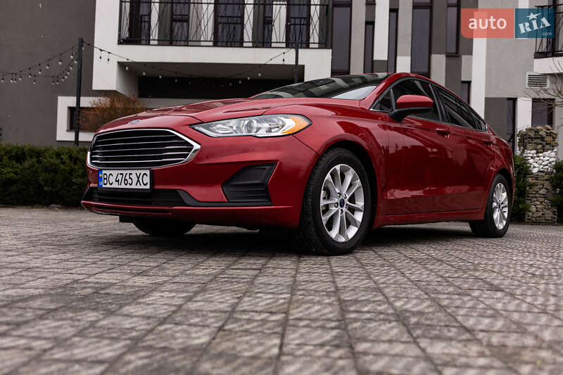 Седан Ford Fusion 2020 в Стрые