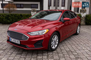 Седан Ford Fusion 2020 в Стрые