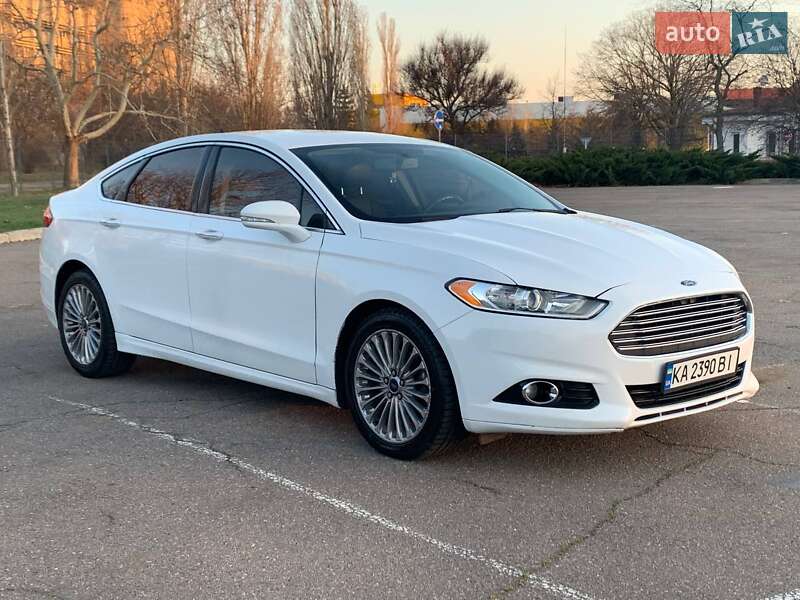 Ford Fusion 2015