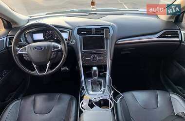 Седан Ford Fusion 2015 в Николаеве