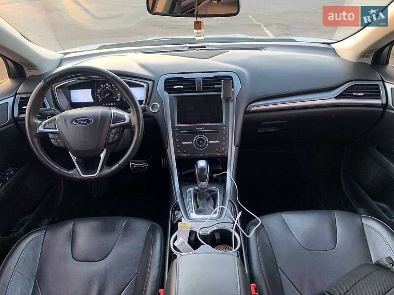 Седан Ford Fusion 2015 в Николаеве