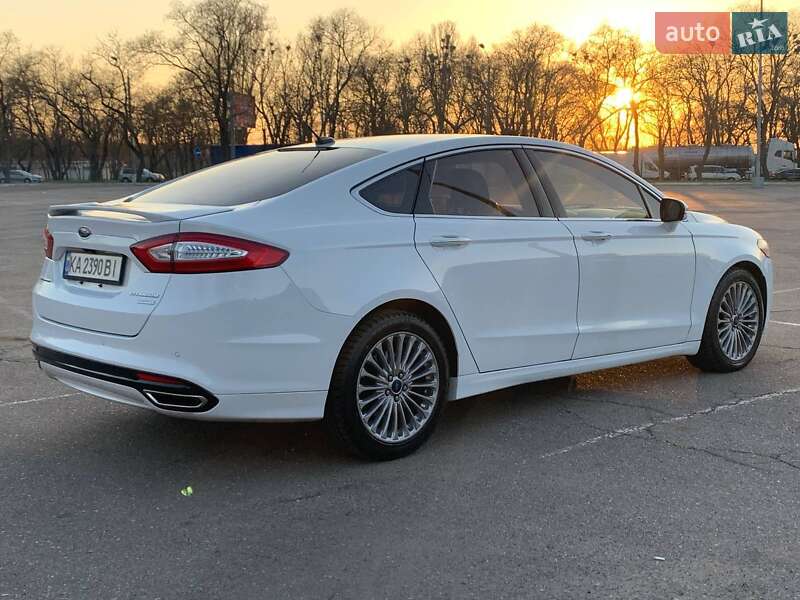 Седан Ford Fusion 2015 в Николаеве