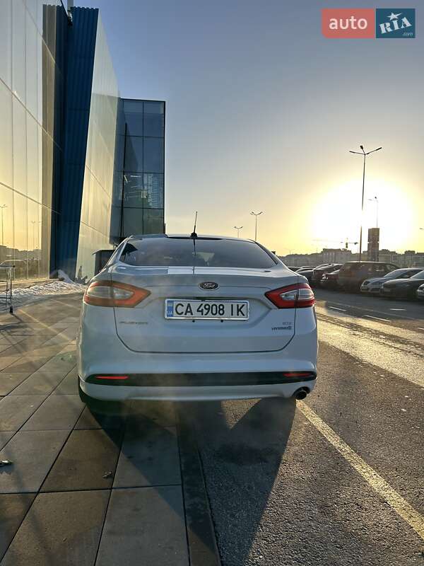 Седан Ford Fusion 2013 в Киеве