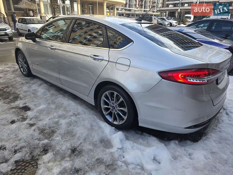 Седан Ford Fusion 2017 в Києві