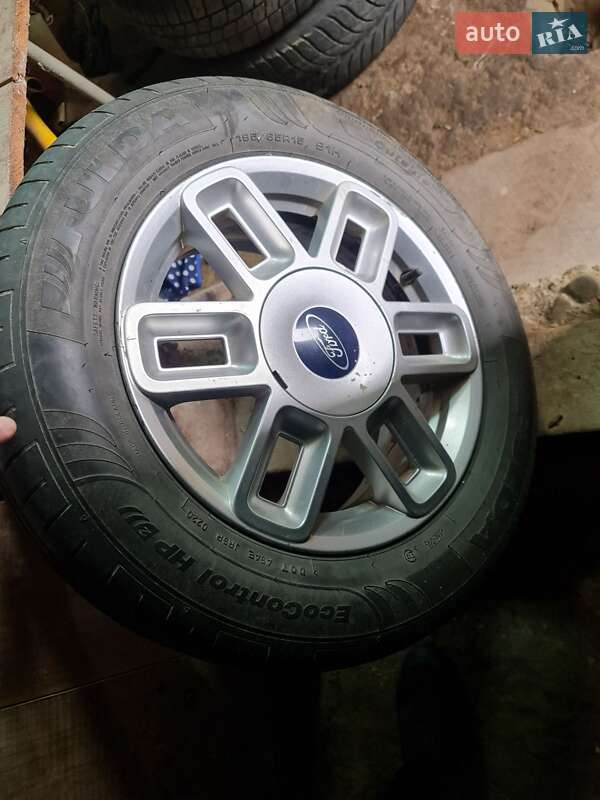 Хэтчбек Ford Fusion 2008 в Новом Роздоле