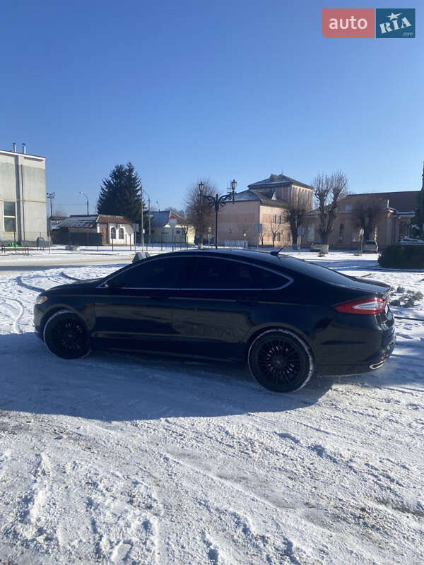 Седан Ford Fusion 2014 в Овруче
