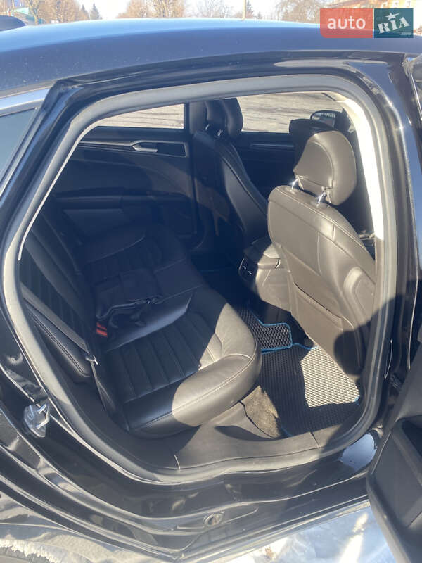 Седан Ford Fusion 2014 в Овруче