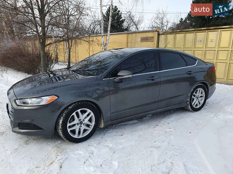 Седан Ford Fusion 2015 в Харькове