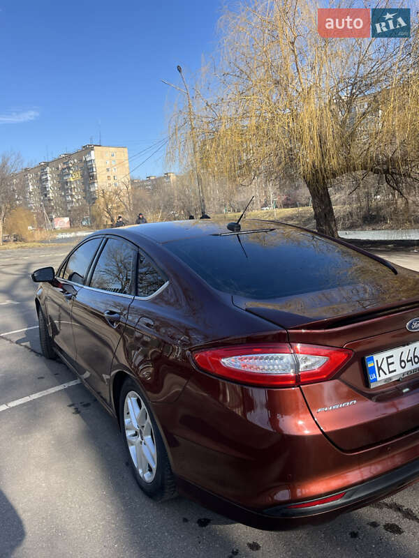 Седан Ford Fusion 2015 в Дніпрі