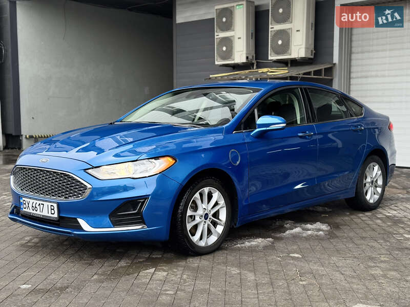 Седан Ford Fusion 2020 в Киеве