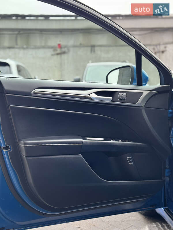 Седан Ford Fusion 2020 в Киеве